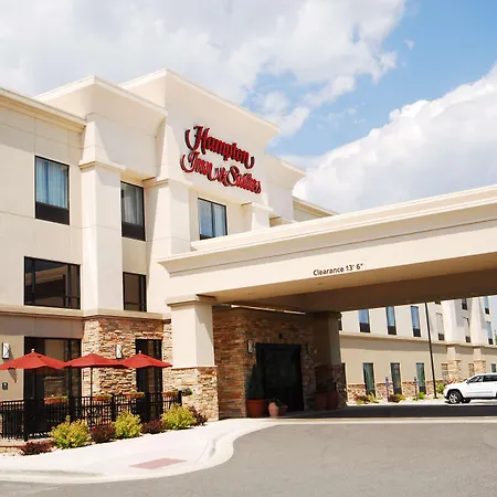 Hampton Inn & Suites Buffalo